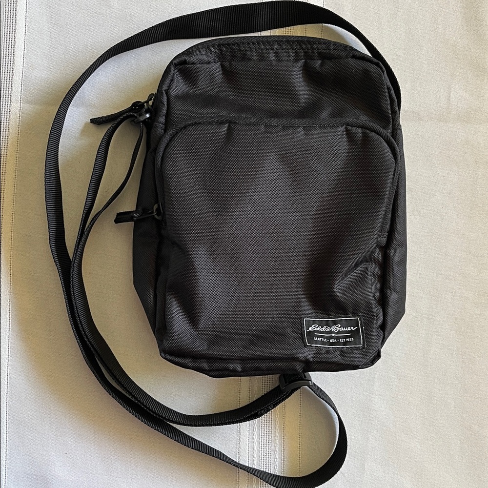 Eddie Bauer Jasper Crossbody Bag, black